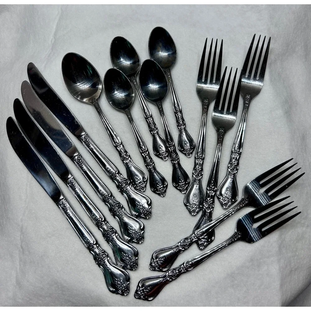Rogers Stainless Korea Flatware Set Vintage Floral Pattern 14‎ Pieces Mixed